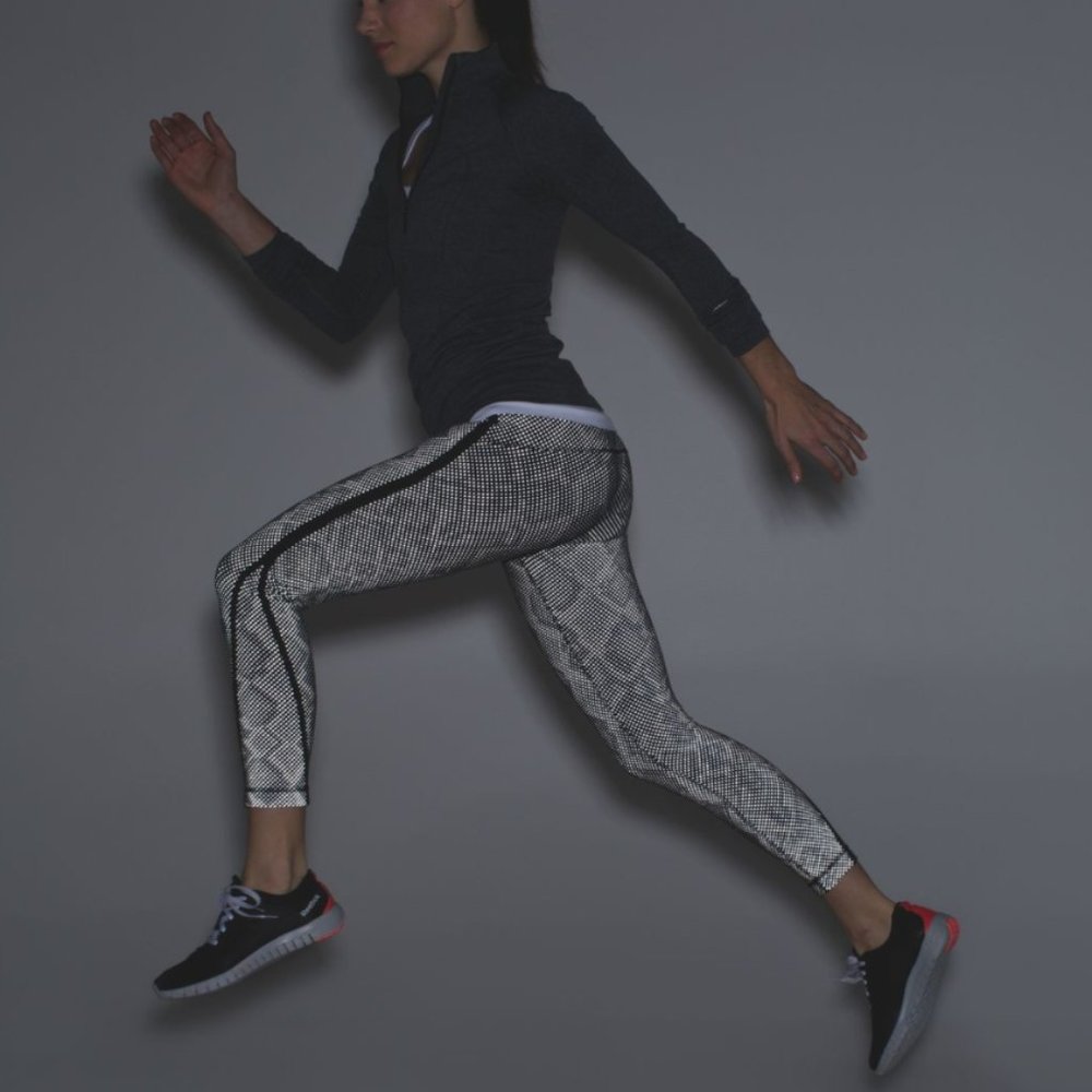 Lululemon RARE 360 Pace Tight 4 🍋